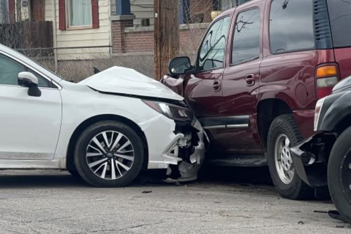 Durante la investigación, oficiales sospecharon de un objeto que llevaba en la cajuela de su automóvil, así que llamaron a la Unidad de Dispositivos Peligrosos.