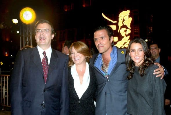 <b>"Dicen que ya tenían problemas"</b>, comentó el periodista acerca de las dificultades que enfrentó la pareja durante su matrimonio.