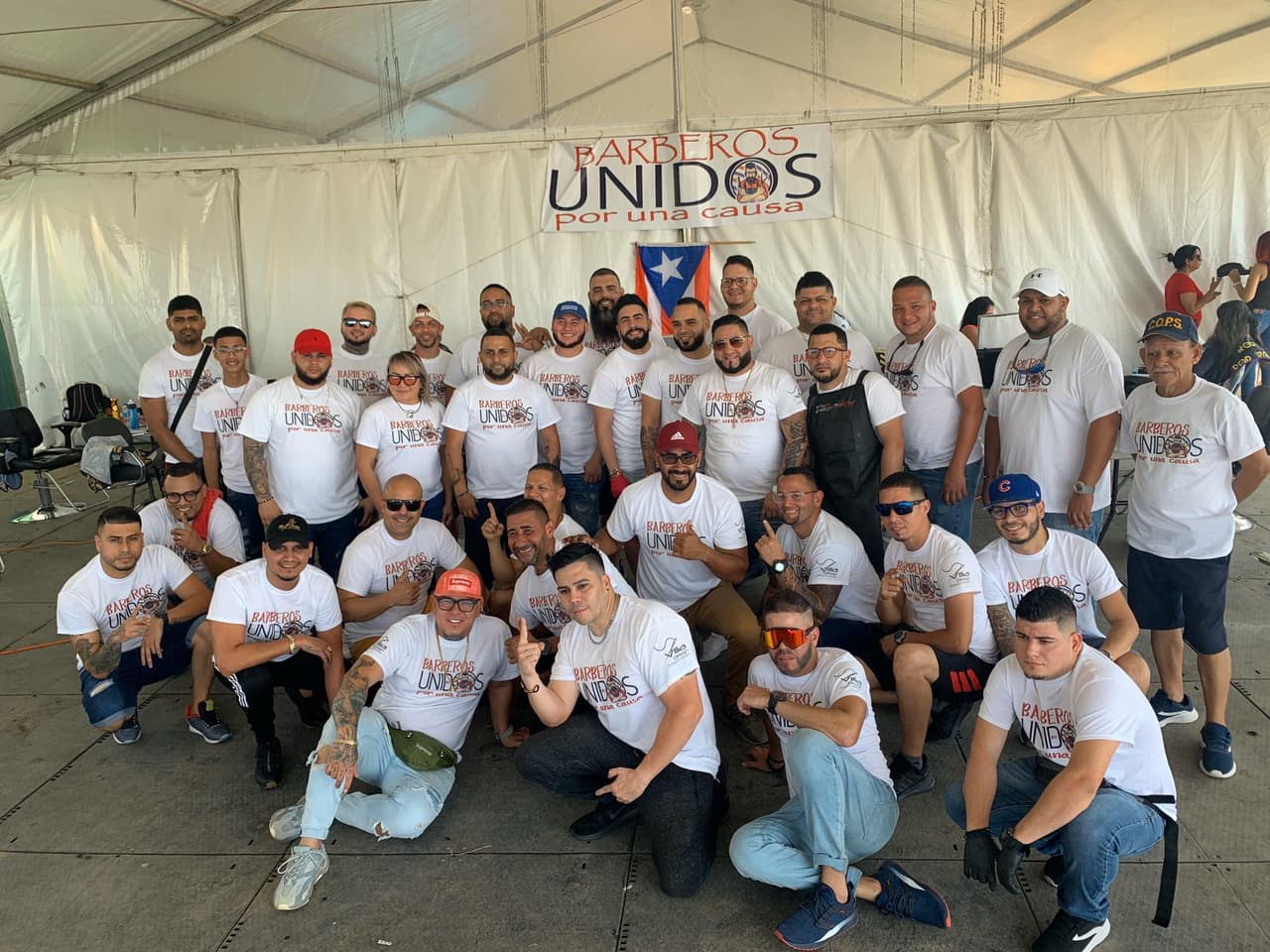 Más de 35 barberos y estilistas se dieron cita en Guayanilla.