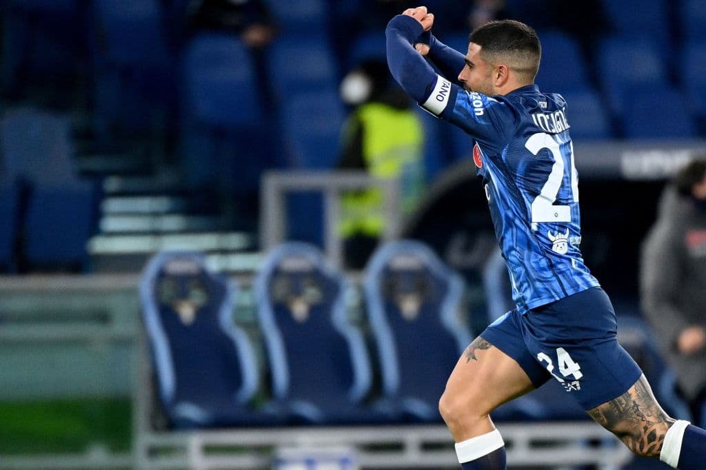 Napoli se impone a la Lazio con marcador de 2-1, durante la J27 en la Serie A. Lorenzo Insigne y Fabián Ruiz Peña le dieron el triunfo a los visitantes, mientra que Pedro fue el autor del unico tanto para los locales.