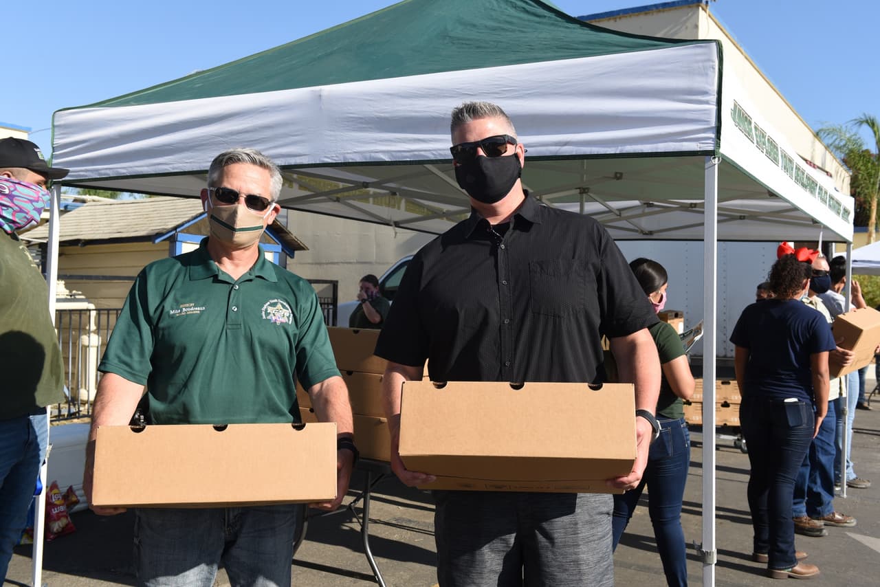 <b>Martes 11 de agosto</b>
<br>
<b>London:</b> Entre 5 y 7 pm, en el Centro Comunitario Hodges, 5750 Ave. 378