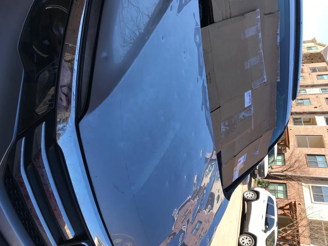 Algunos se las ingeniaron para mitigar los daños debido al paso de la tormenta en la madrugada del lunes 25 de marzo de 2019