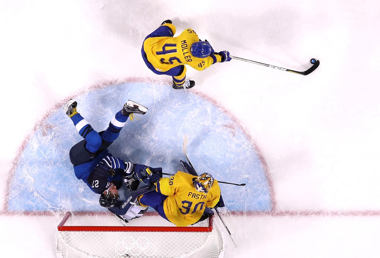 Sueca venció 3 - 1 a Finlandia en Hockey sobre hielo.