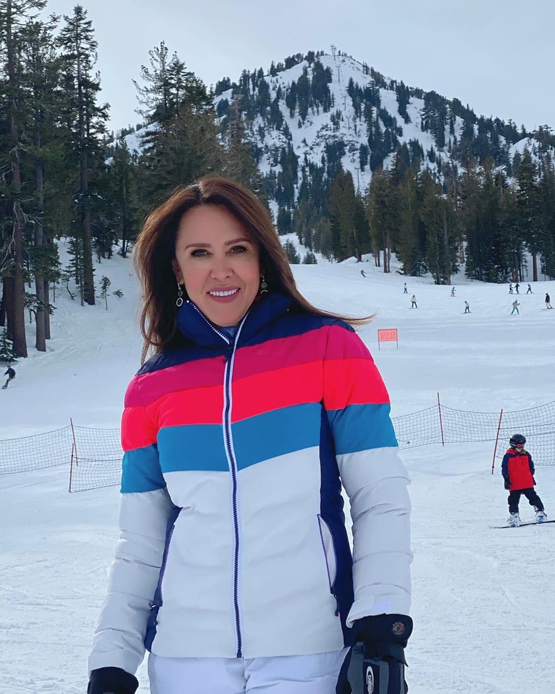 A decir de Tanya Charry las temperaturas han alcanzado los 37°F, sin embargo, esto no le impide disfrutar del sol y la nieve.