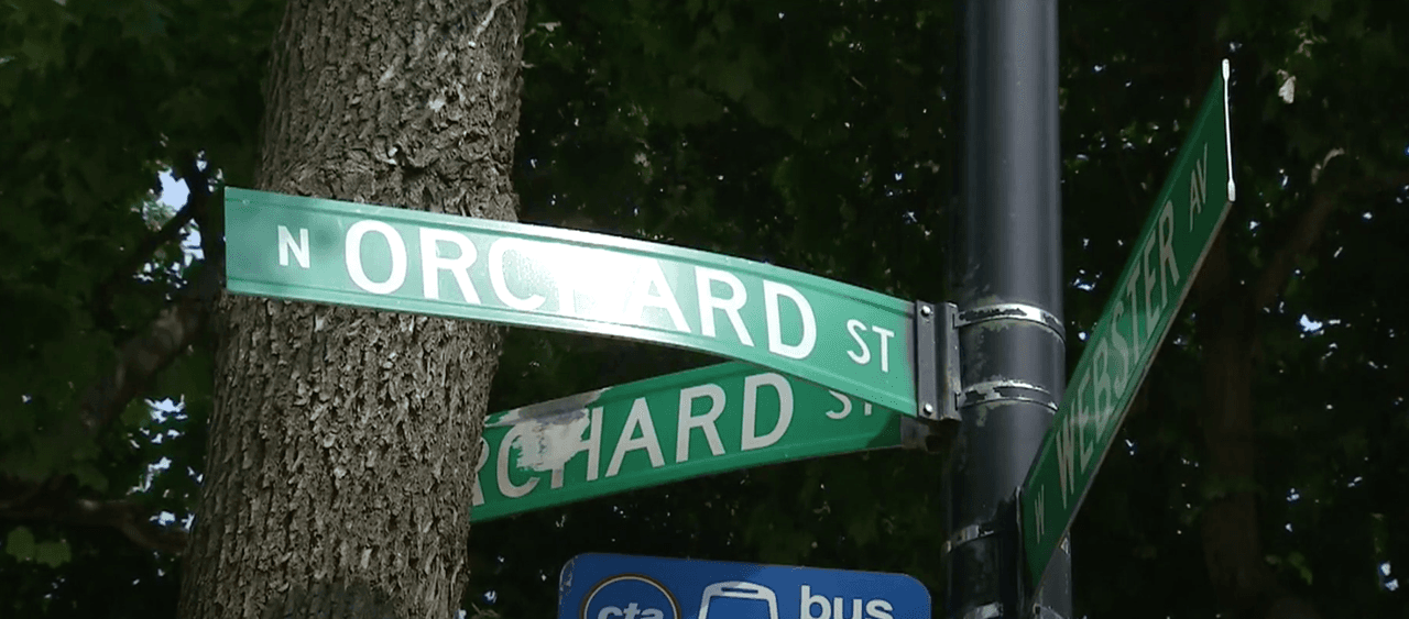 Esta agresión ocurrió en la cuadra 2200 Norte de la calle Orchard.