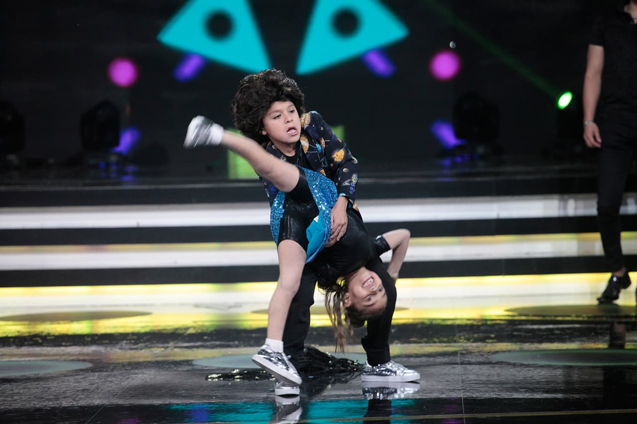 Esta vez fue salsa. Ante la mirada atónita del resto de los jueces, Albertano eligió a Regina y Paulo como la pareja eliminada.