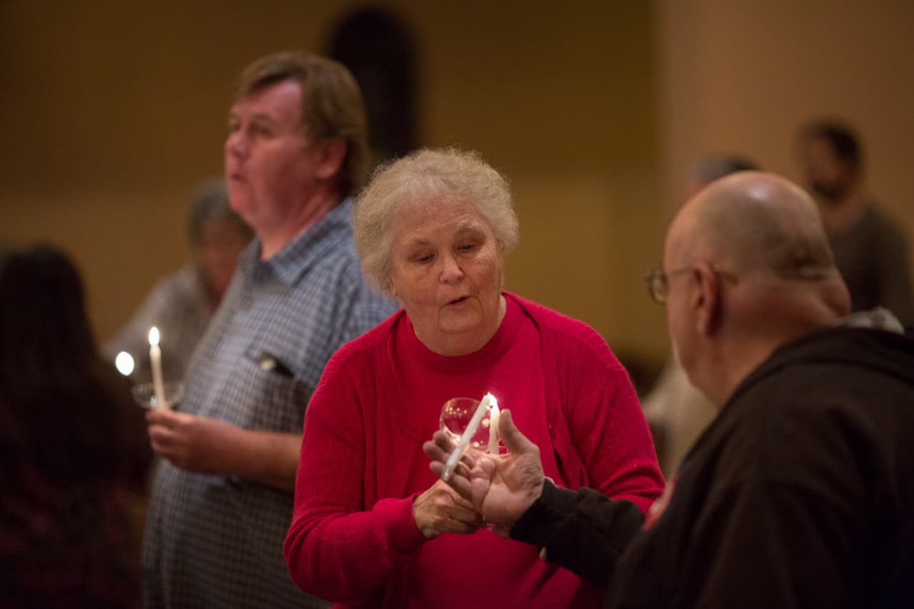 En la Iglesia Metodista San Paul también hubo un homenaje a los fallecidos en el tiroteo