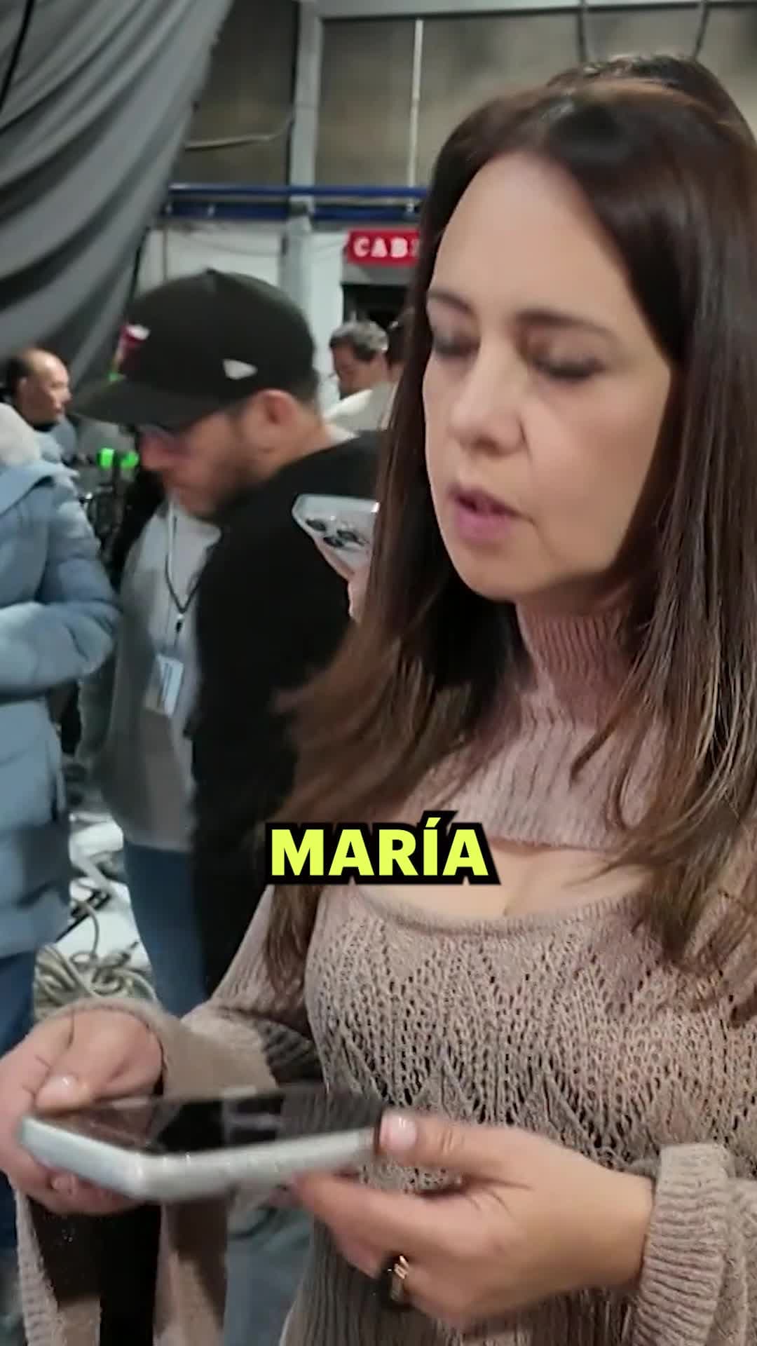 Aldo, Elaine y Aarón celebran el estreno del primer capítulo del programa de Abelito