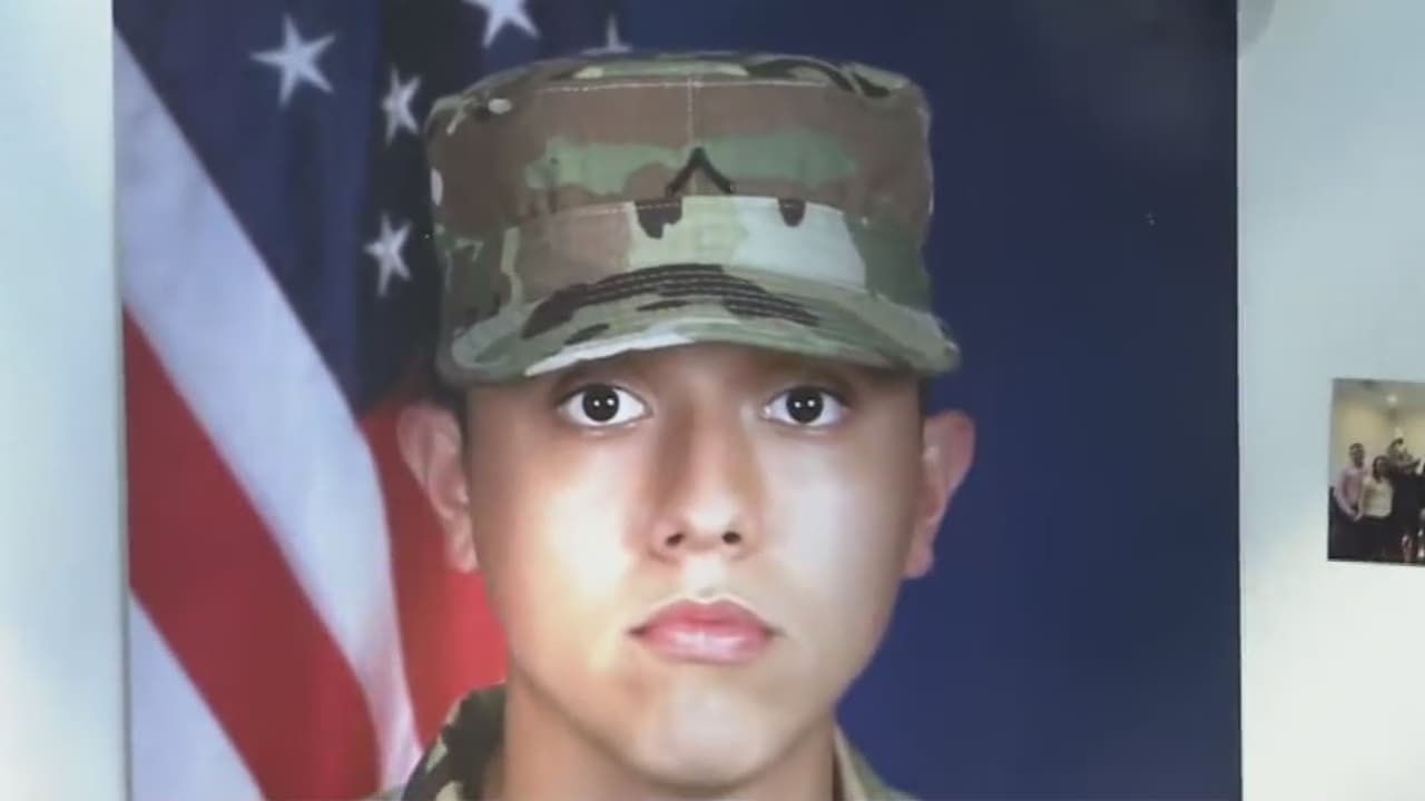 Los hechos ocurrieron el 3 de julio en la madrugada y la policía indicó que el hispano murió tras sufrir heridas de bala en el abdomen y en la espalda, y que fue encontrado tendido en el suelo. Aún no hay sospechosos ni arrestos en el caso.