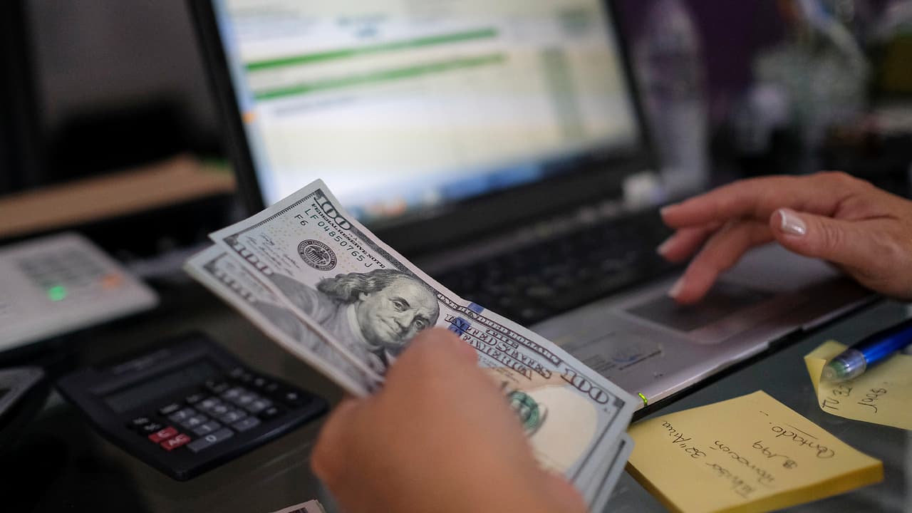 Para más información sobre el crédito tributario puede visitar este 
<a href="https://www.irs.gov/es/credits-deductions/advance-child-tax-credit-payments-in-2021" target="_blank">enlace del IRS</a>.