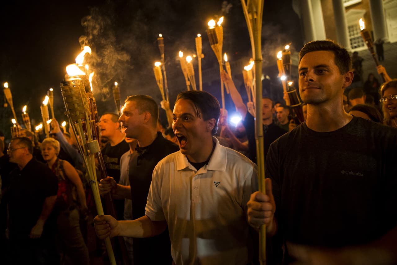La cuenta de Twitter que pone nombre a los supremacistas de Charlottesville