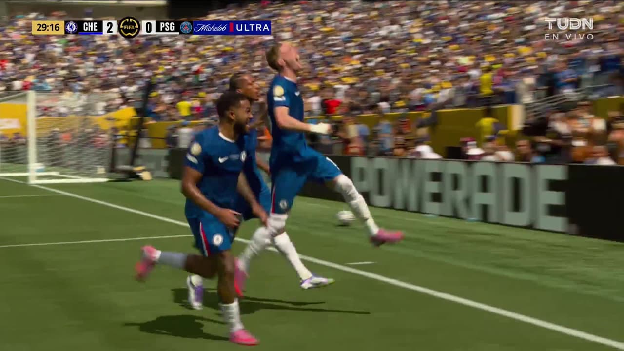 ¡Locura en el MetLife! Golazo brutal de Palmer para firmar su doblete