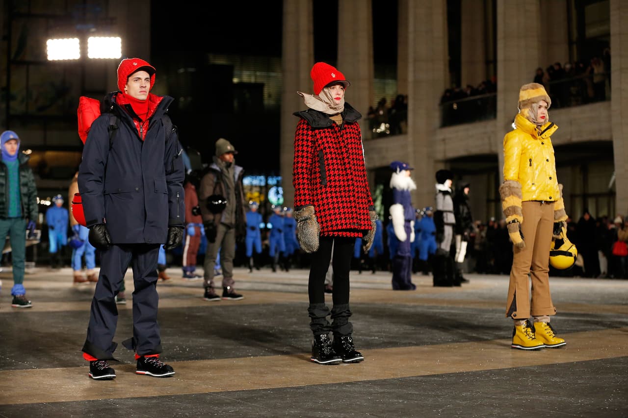Con tu celular podrás saber si esa prenda de Moncler que estás comprando es original.