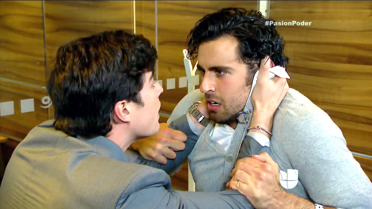 ¡No caigas en su juego David! Aunque en parte tiene razón, Julia alguna vez estuvo muy enamorada de Arturo.