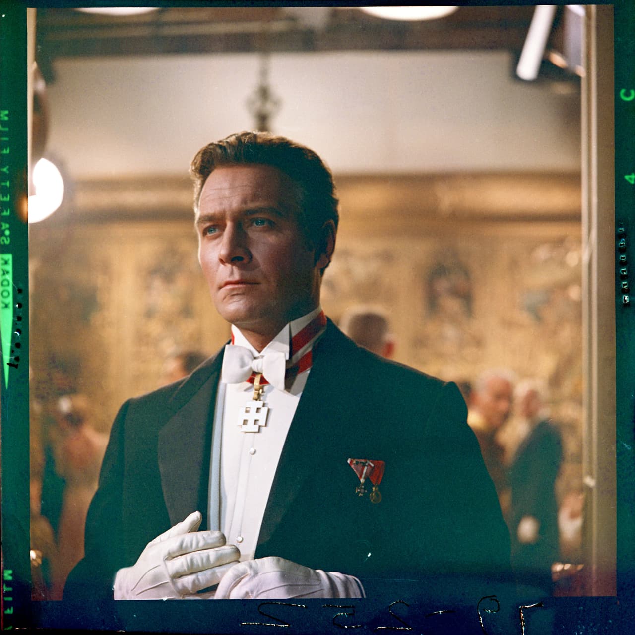 <b>Christopher Plummer</b>
<br>El actor interpretó al rígido pero entrañable padre de la familia el capitán Georg Von Trapp, cuyo corazón se ablandaba con la llegada de María (Julie Andrews) y termina desarrollando un gran cariño por ella.