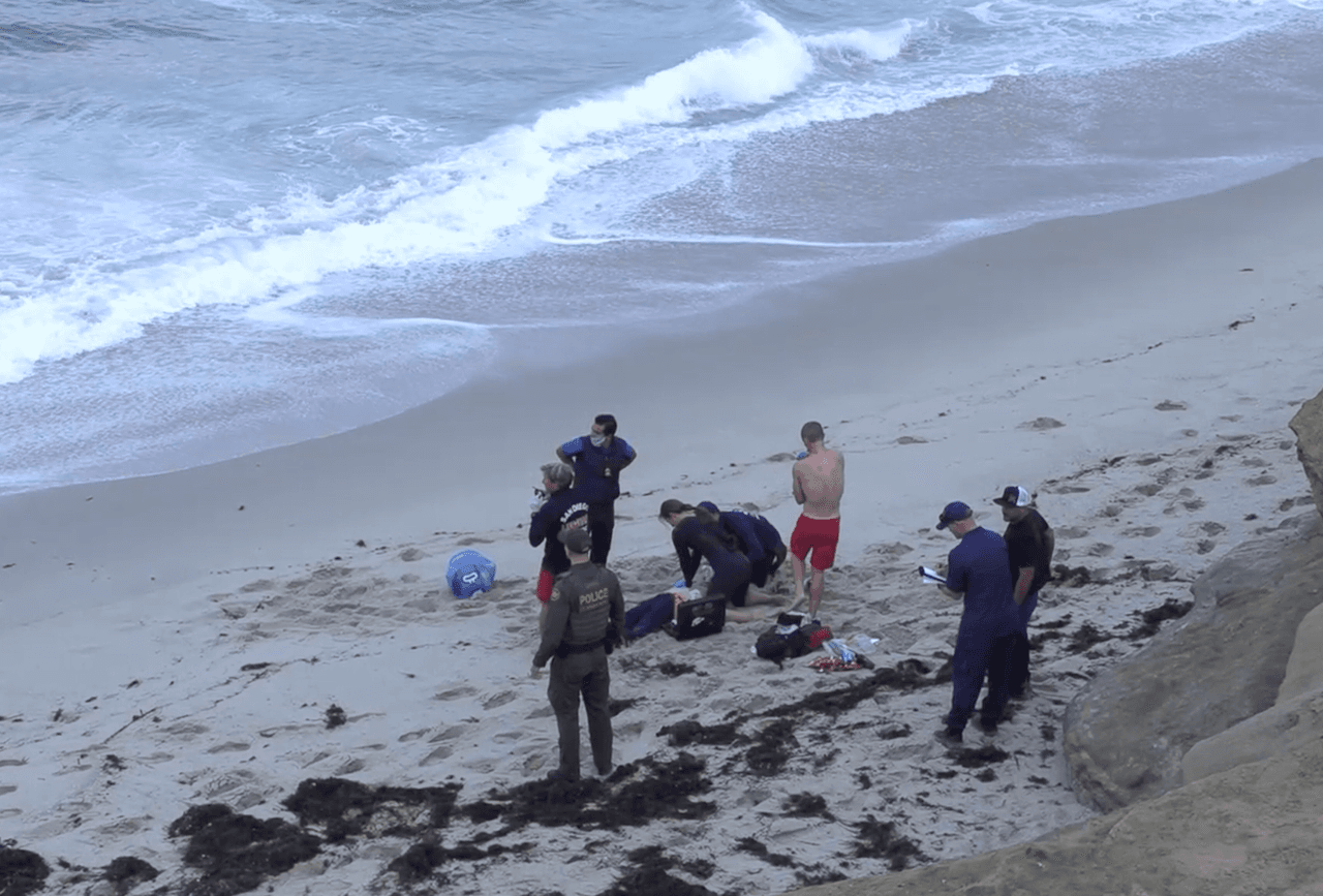 Lamentablemente una de las personas no sobrevivió y otras ocho fueron trasladadas a un hospital local para ser atendidos y evaluados.