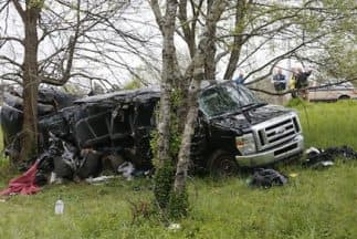 Tres muertos tras choque de van que trasportaba a dos bandas de rock