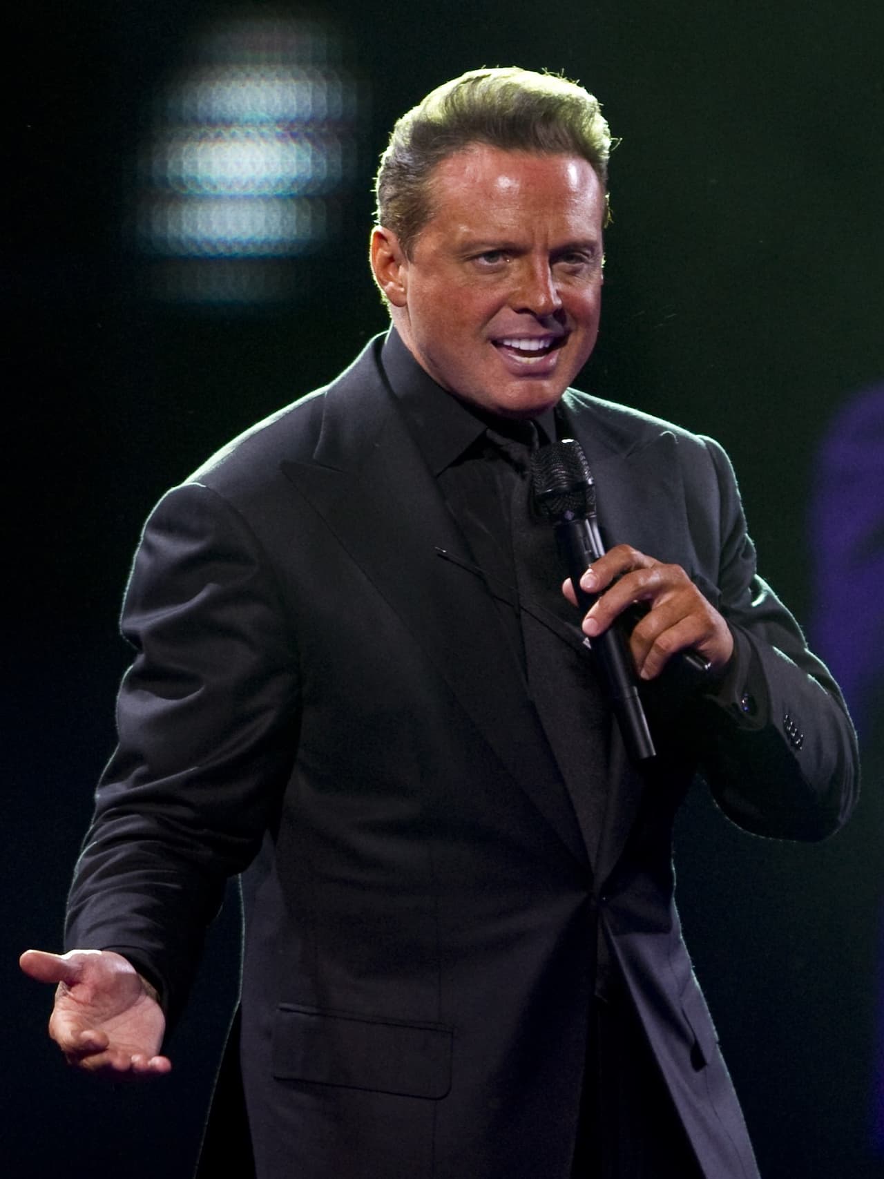 Con tremenda trayectoria musical, ¡definitivamente Luis Miguel es uno de ellos!