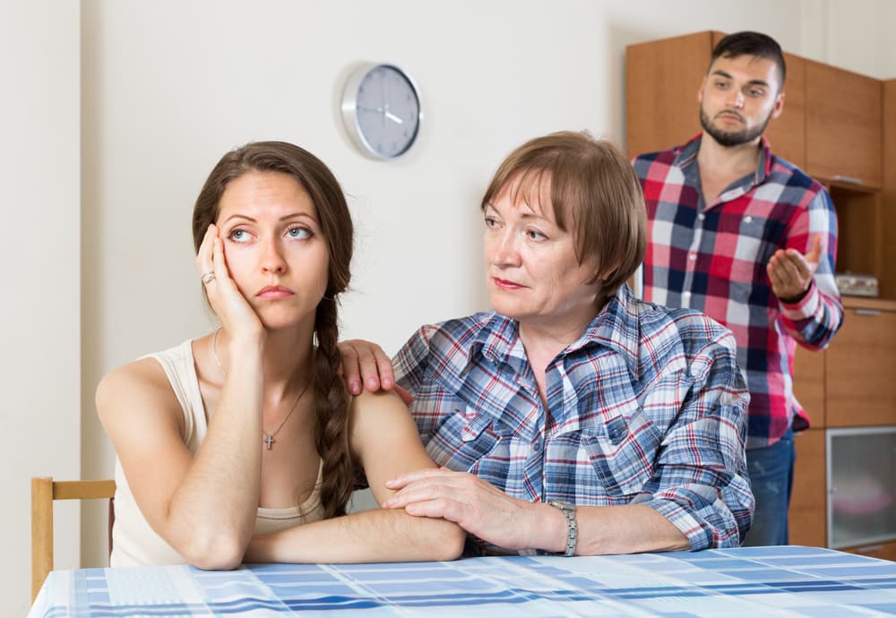 Las horas de la mañana traen consigo cambios inesperados en tus planes para este próximo fin de semana y debes estar preparado para situaciones de enfrentamiento con suegros, parientes o amigos que tratarán de controlar tu vida amorosa y criticar lo que estás haciendo.