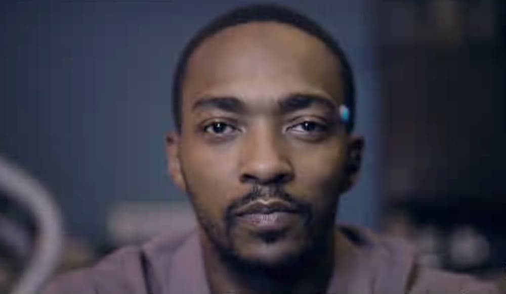 Anthony Mackie en 'Striking Vipers' de 'Black Mirror'