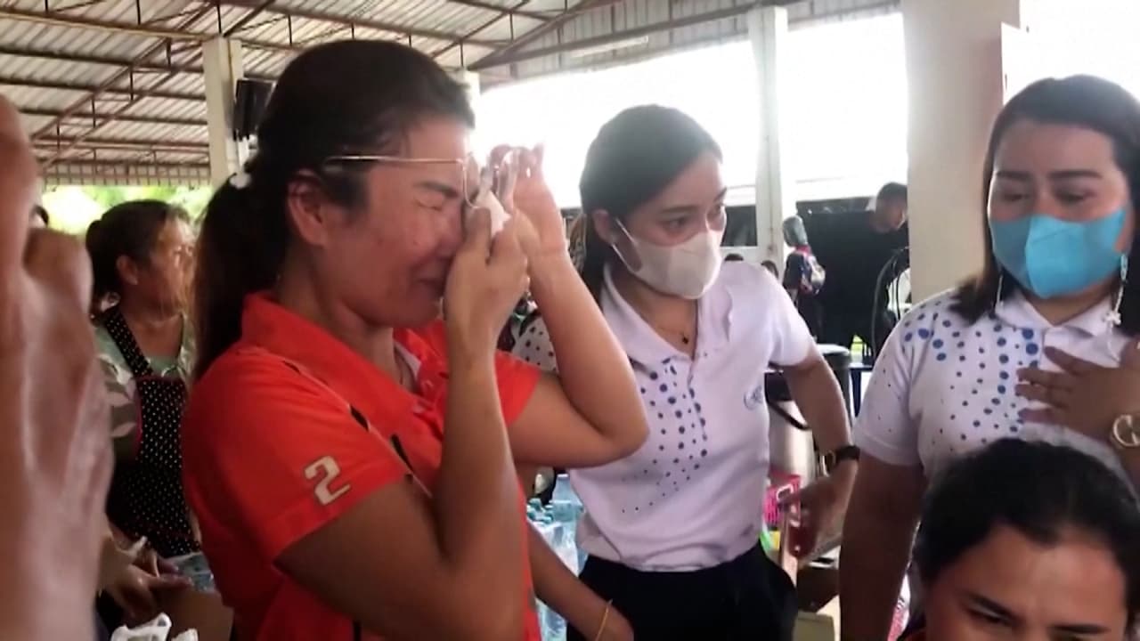 Mueren 24 niños y 11 adultos en el ataque de un expolicía a una guardería de Tailandia