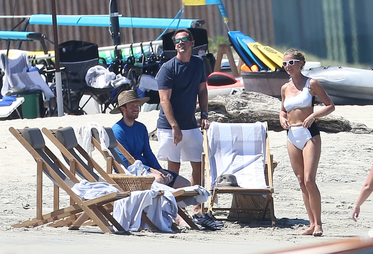 Sus hijos no estaban con ella.