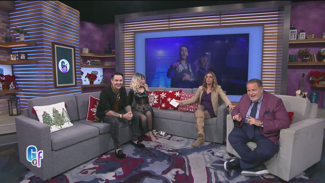 El cantante señaló que llevan cinco meses trabajando juntos y confesó que "sí le di el vestido, sí le di el anillo, pero para el video", del tema 'Borracho', el cual es parte de su segunda producción discográfica.