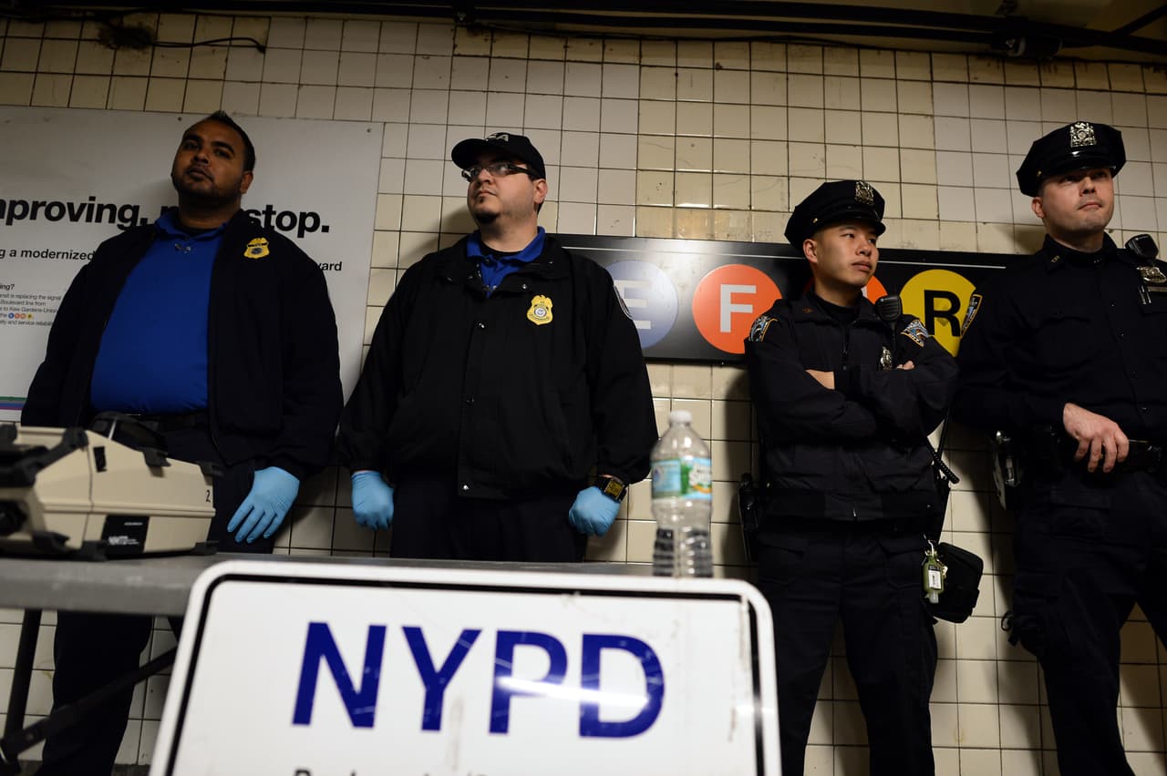 Más seguridad pero menos arrestos por delitos menores en NY