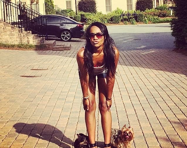 El también compositor pidió oraciones para la pequeña 'Krissi', quien perdió la batalla tras varios meses en estado de coma.