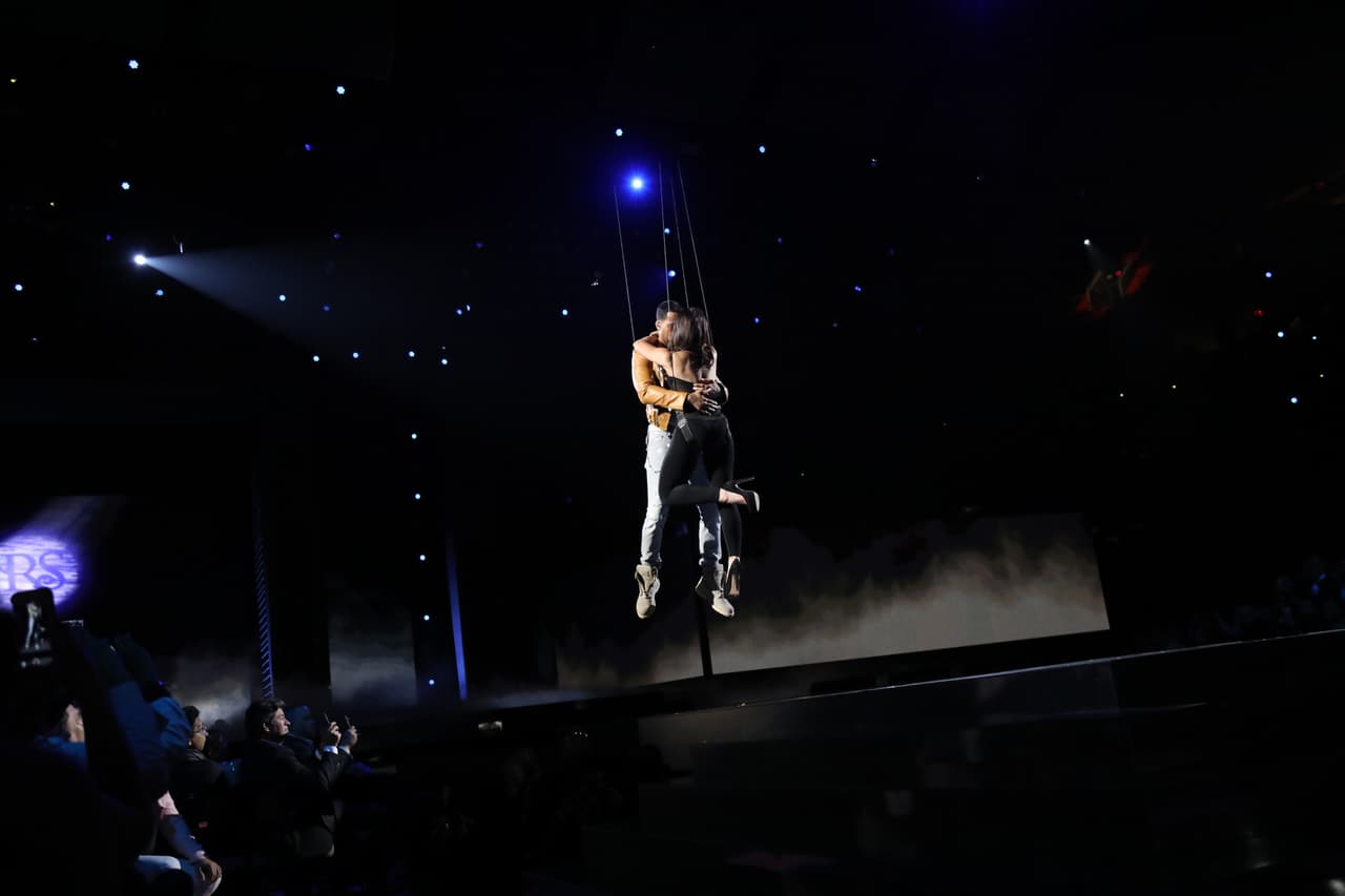 Los dos volaron sobre el escenario de Premio Lo Nuestro.