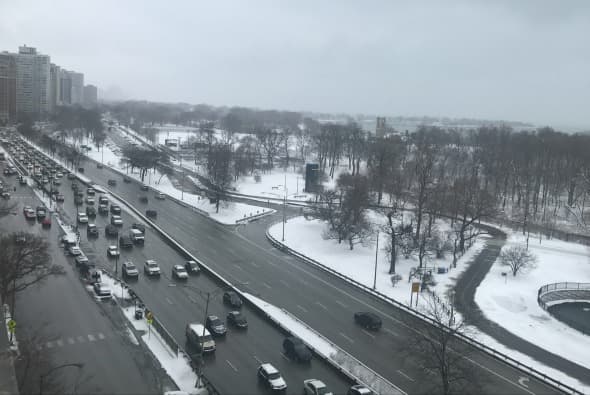 Estas áreas podían ver y tres a cinco pulgadas adicionales de nieve.