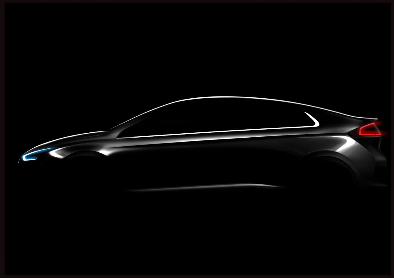 El Hyundai IONIQ sale a escena