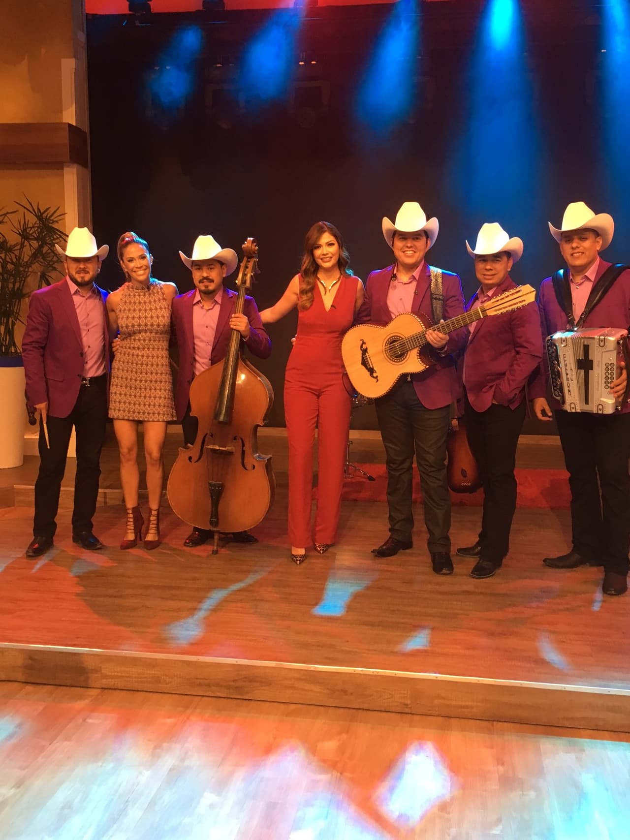 Con mucho sabor mexicano: La casita se llenó de música 100% mexicana.