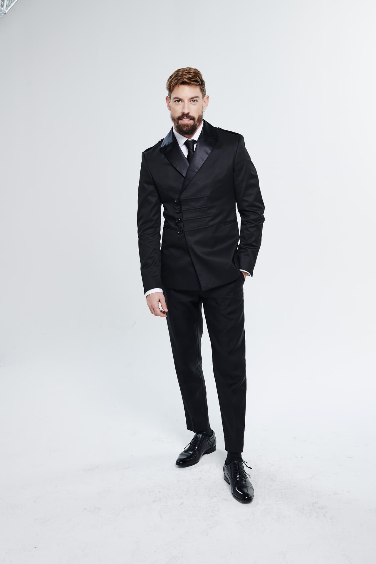 El español ha amenazado con llegar a Mira Quién Baila All Stars a reventar la pista de baile.