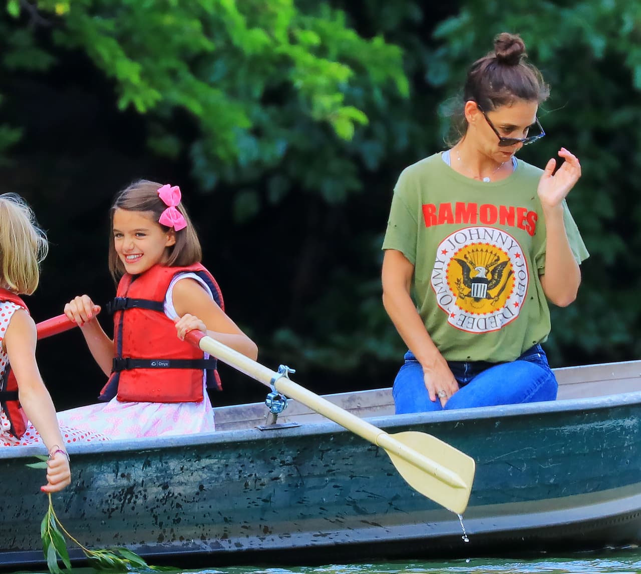 ¿Qué habrá visto en el agua la actriz?