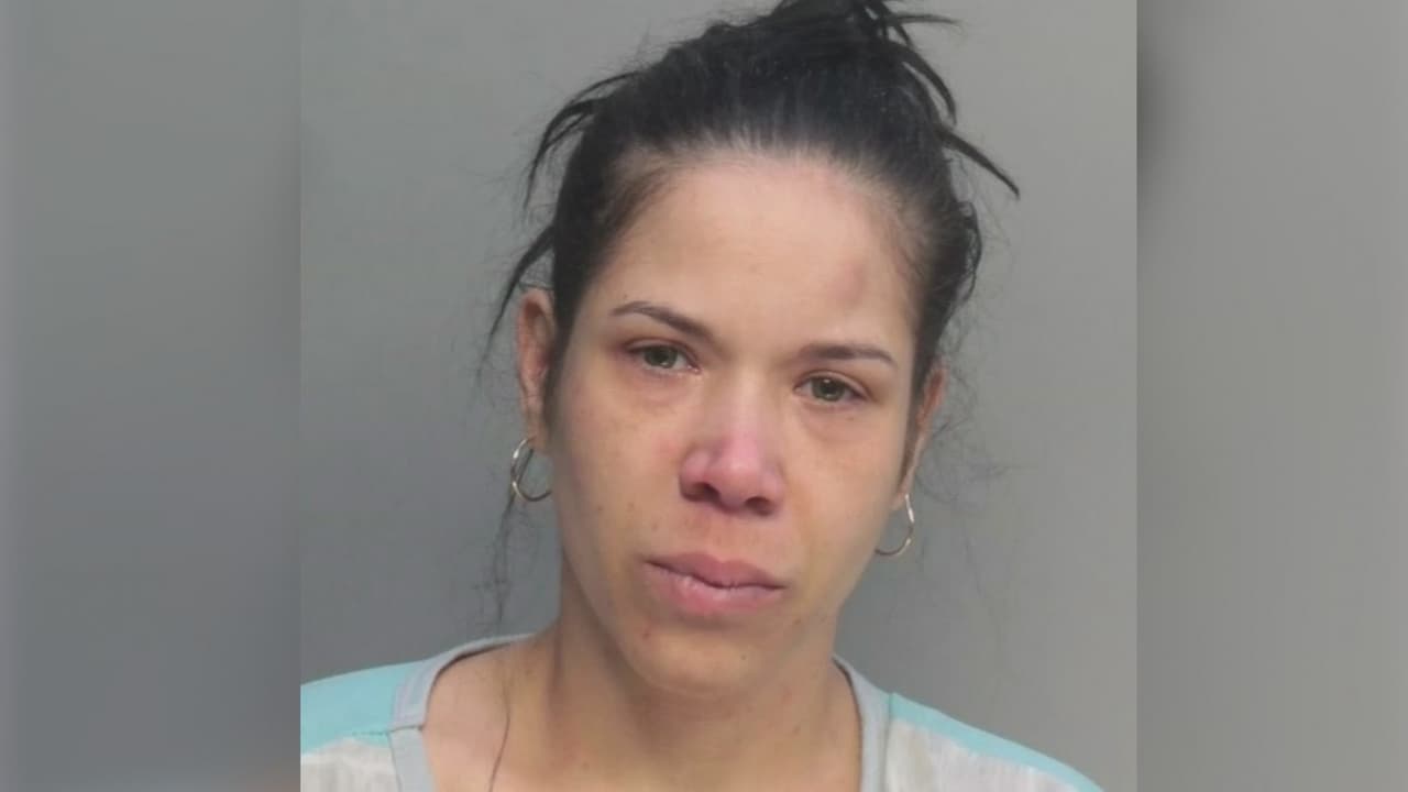 Permanece bajo arresto la mujer de Hialeah que intentó ahorcar a sus tres niños

