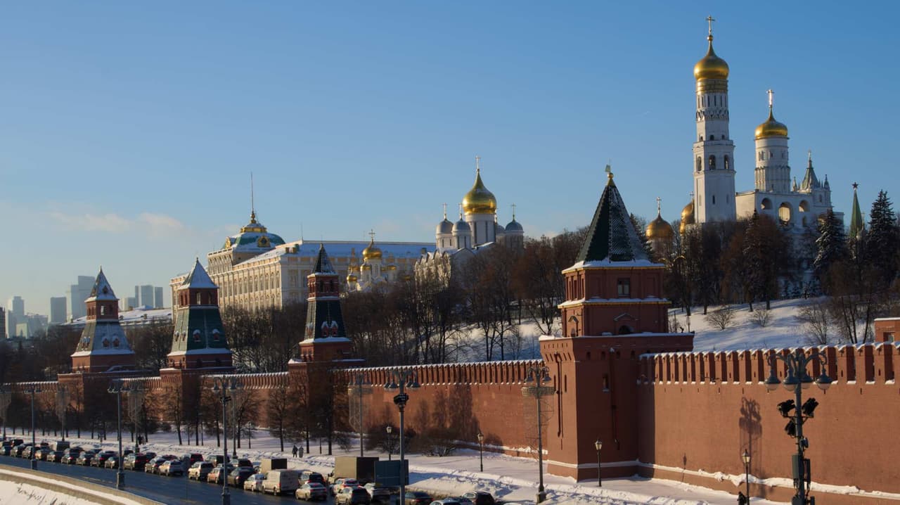 ¿Rusia está ayudando a Irán con información táctica para atacar a EEUU? Analista político habla del tema