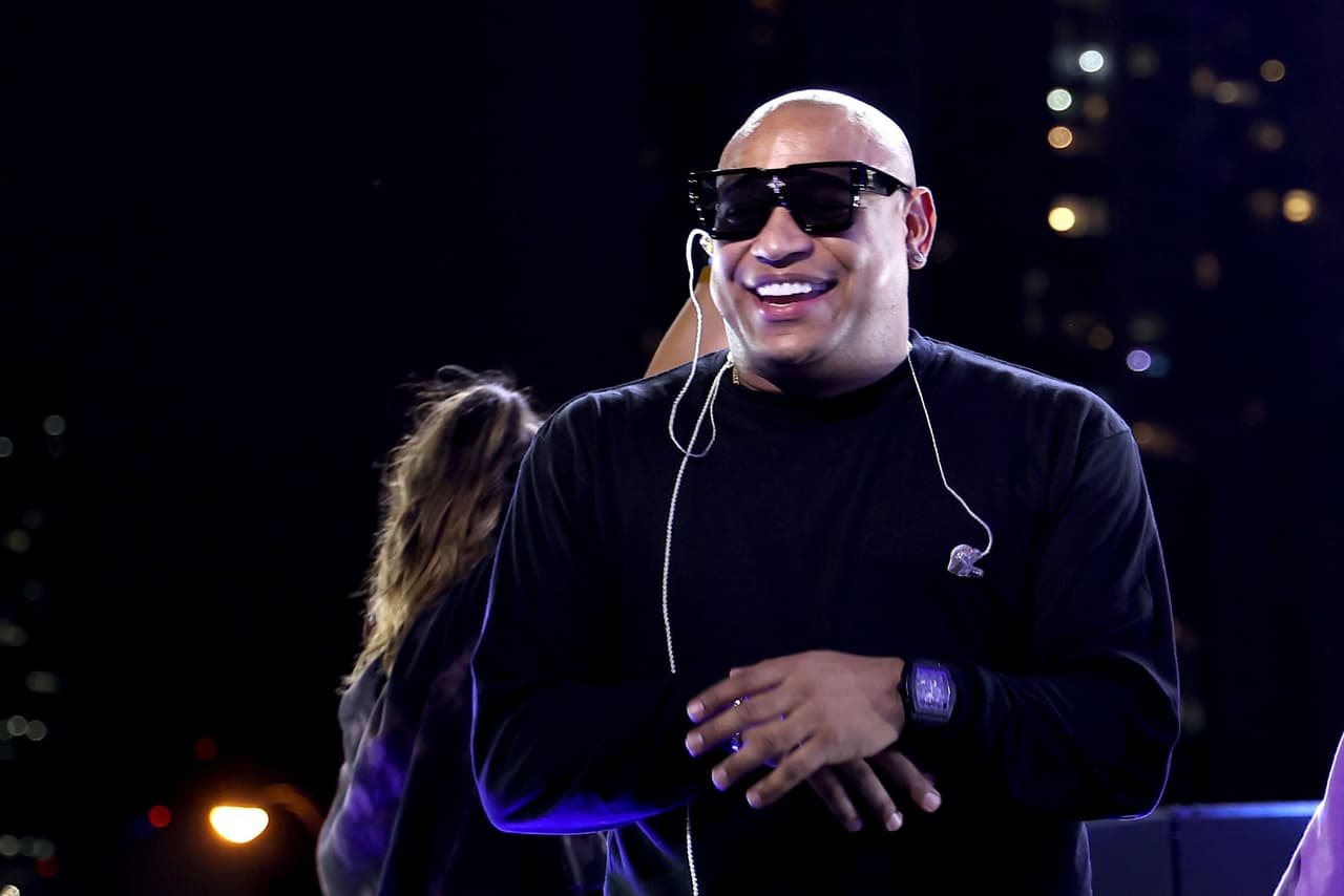 Lo que seguramente disminuirá sus nervios es que a su lado estarán los veteranos de Gente de Zona, quienes tienen una trayectoria de más de 20 años.