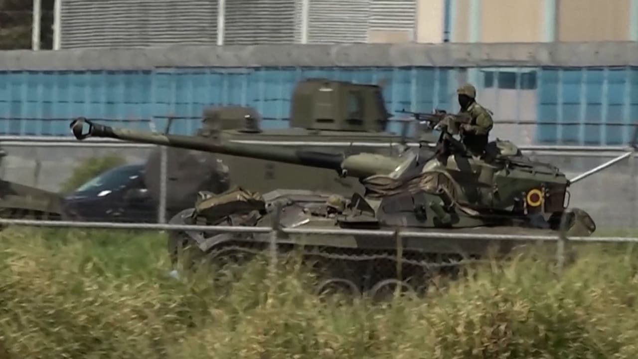 Con tanques y helicópteros: así fue el megaoperativo militar para retomar las cárceles de Ecuador