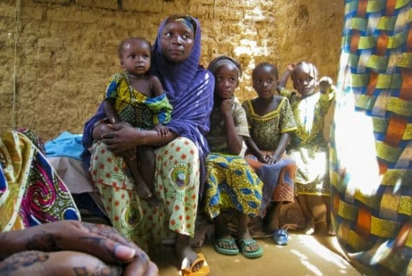 Al igual que millones de mujeres en el África subsahariana, Sadi no sabía nada de anticonceptivos cuando se casó. (Foto: cortesía de la Fundación Bill y Melinda Gates)