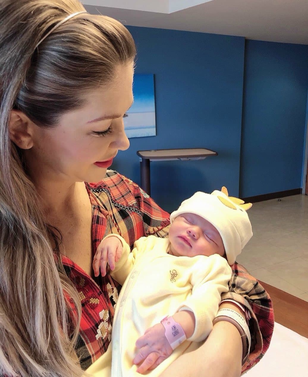 Ingird Martz reveló que su hija Martina estuvo hospitalizada unos días luego de presentar algunos malestares que preocuparon a la actriz y a su esposo, Rodrigo Luque.