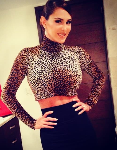 Su abdomen de acero derrite a cualquiera.