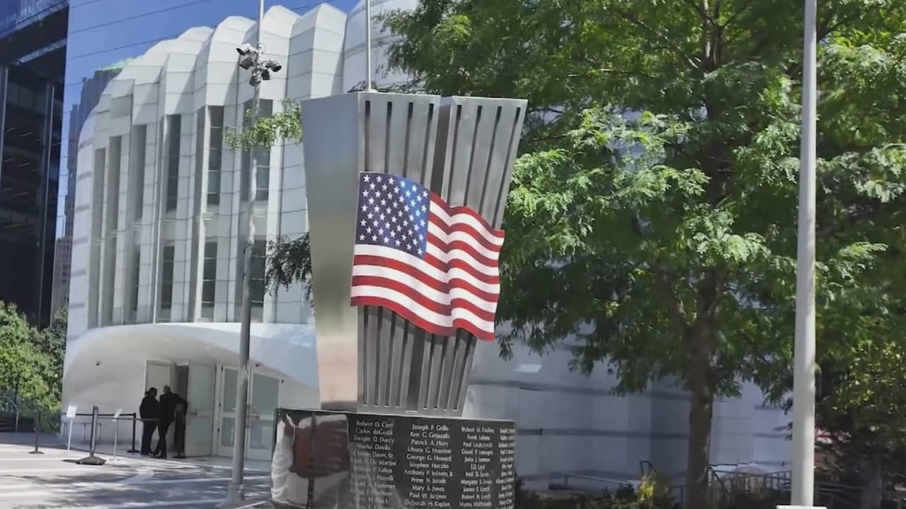Inauguran monumento en honor a trabajadores de la Autoridad Portuaria víctimas de los ataques del 9/11