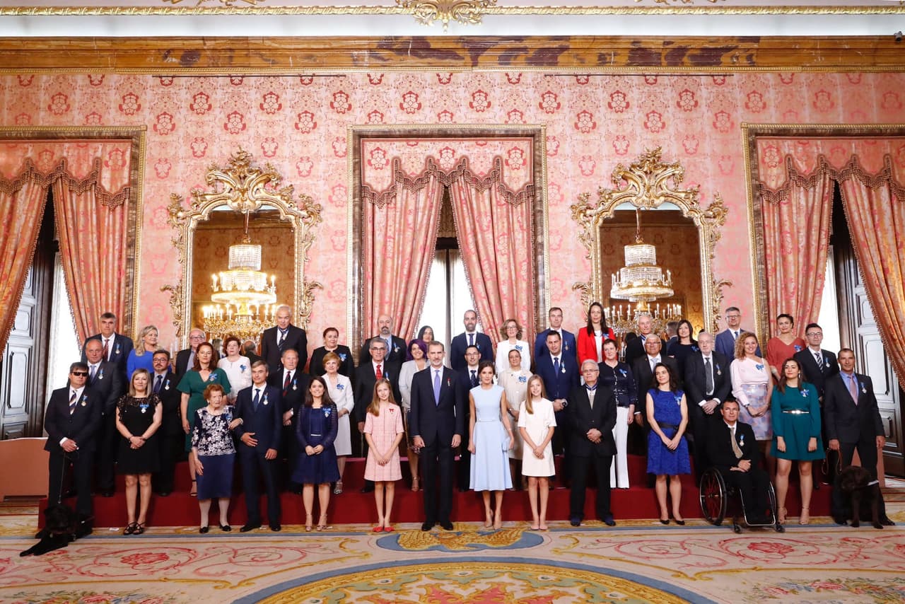 Y los resultados del estudio ejecutado por el instituto de investigación IMPO Insights, S.A., arrojó que el 50.8% de los españoles se considera monárquico, mientras que el 46.1% prefiere la república.