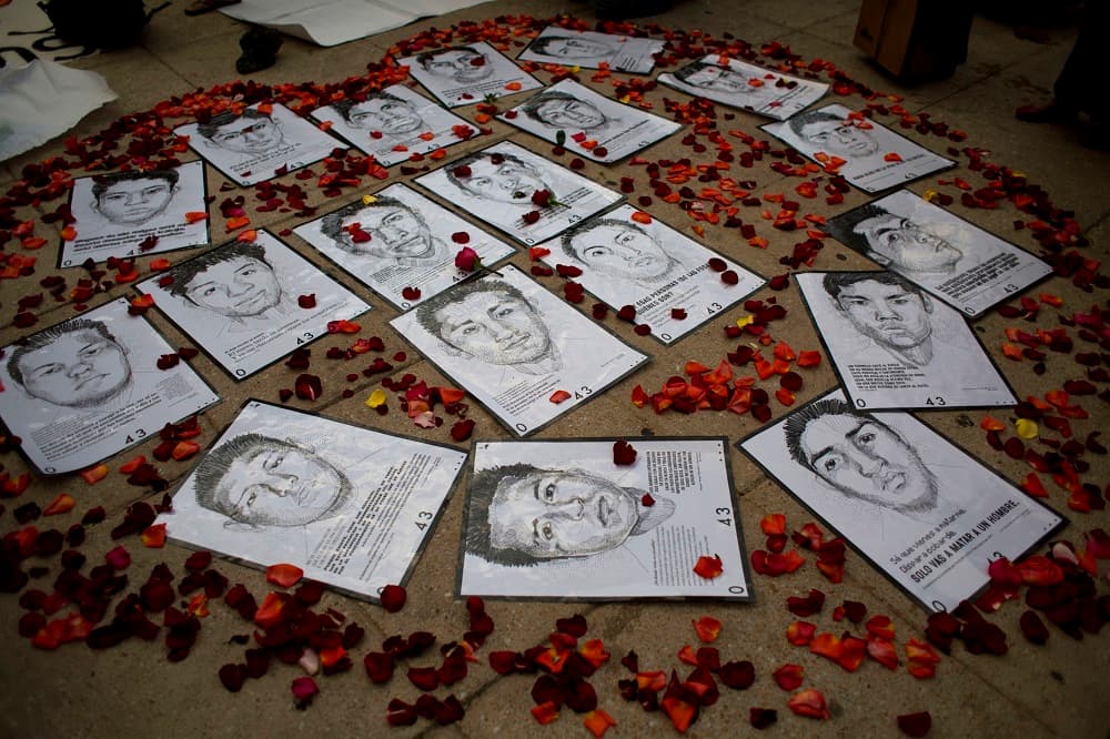 Estudiantes de Ayotzinapa