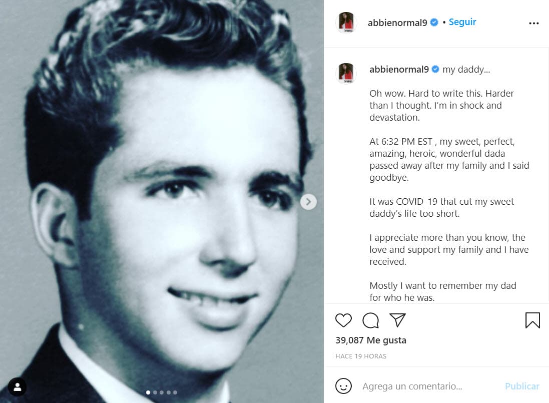 "Es difícil escribir esto. Más difícil de lo que pensaba... Estoy en estado de shock y devastación", escribió al lado de una serie de fotografías de Michael Breslin.
<br>