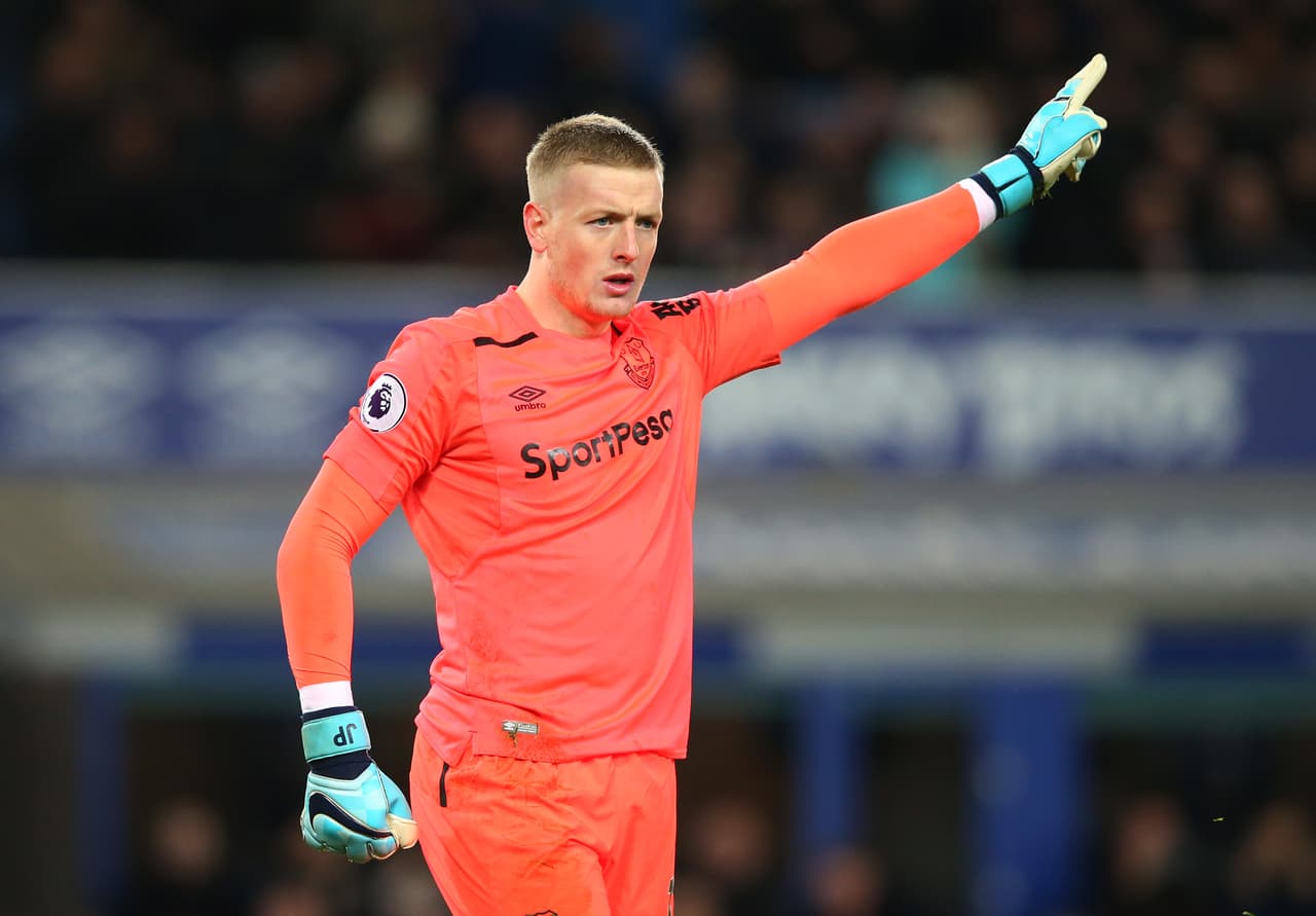 <b>10. Jordan Pickford (Everton): </b>el joven portero es, sin duda, el mejor jugador de los Toffees. Si no fuese por él, la situación del equipo de Liverpool sería aún peor tanto en Premier como en Europa League.