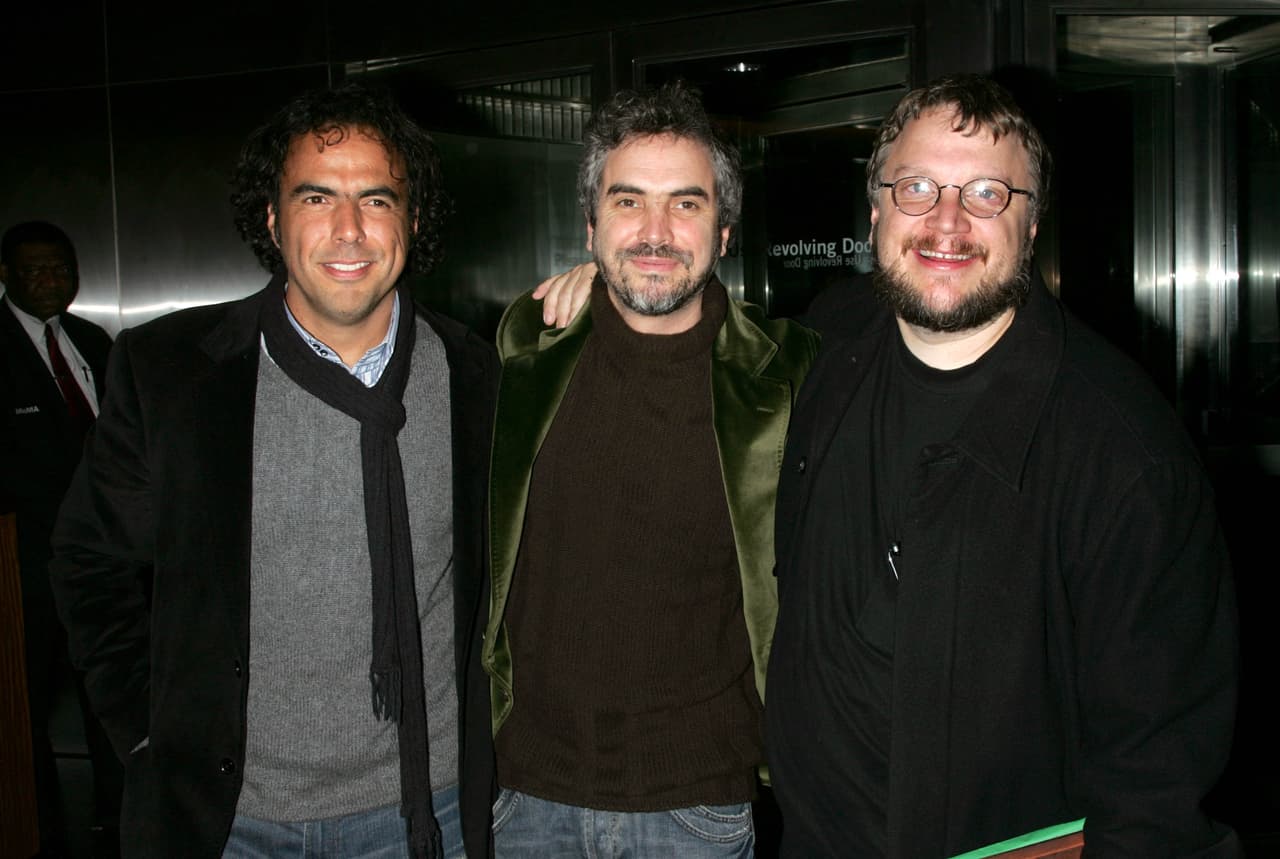 Nacidos entre 1961 y 1964, son la representación de un México que ha vivido en crisis permanente y también en constante movimiento, buscando la forma de crear más allá de las limitantes de una realidad nacional. Con el tiempo se asociarían para montar una productora, Cha Cha Cha, y se 'turnarían' para llevarse a casa el Oscar de dirección.