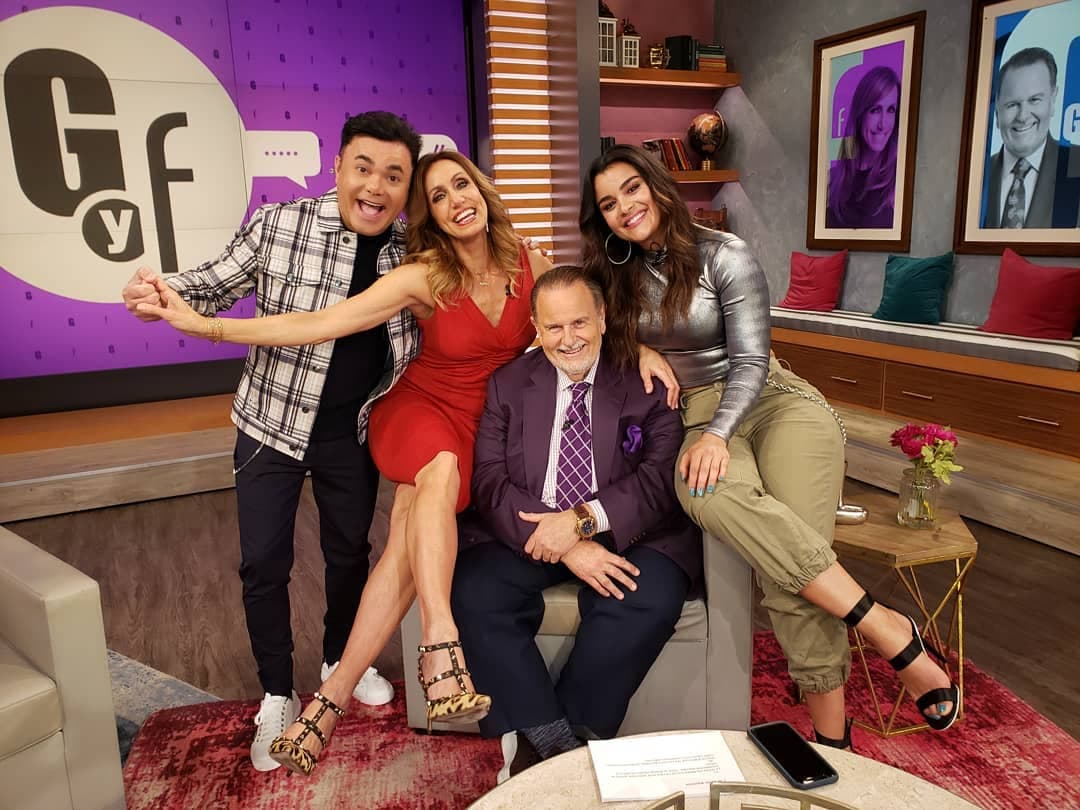 Oscar es reportero de El Gordo y La Flaca y 
<b><a href="https://www.univision.com/shows/el-gordo-y-la-flaca/reportero-de-el-gordo-y-la-flaca-conmueve-a-la-roca-al-contarle-como-le-ayudo-sin-saberlo-a-cumplir-su-sueno-video">logró conmover Dwayne Johnson</a></b> durante una entrevista, al contarle una experiencia personal.