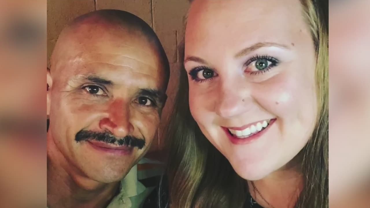 <b>'La Guerita', estadounidense que dejó EEUU para irse con su esposo deportado a México</b>
<br>
<br>Ella ahora narra en redes sociales cómo es su vida en ese país junto a su familia y ya ha logrado cautivar a miles de seguidores con sus peculiares videos.